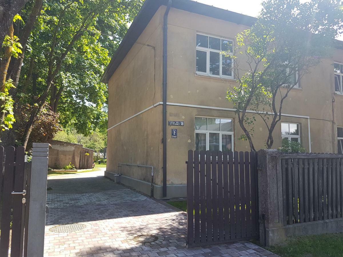 Studio Apartment In Private House Рига Екстер'єр фото
